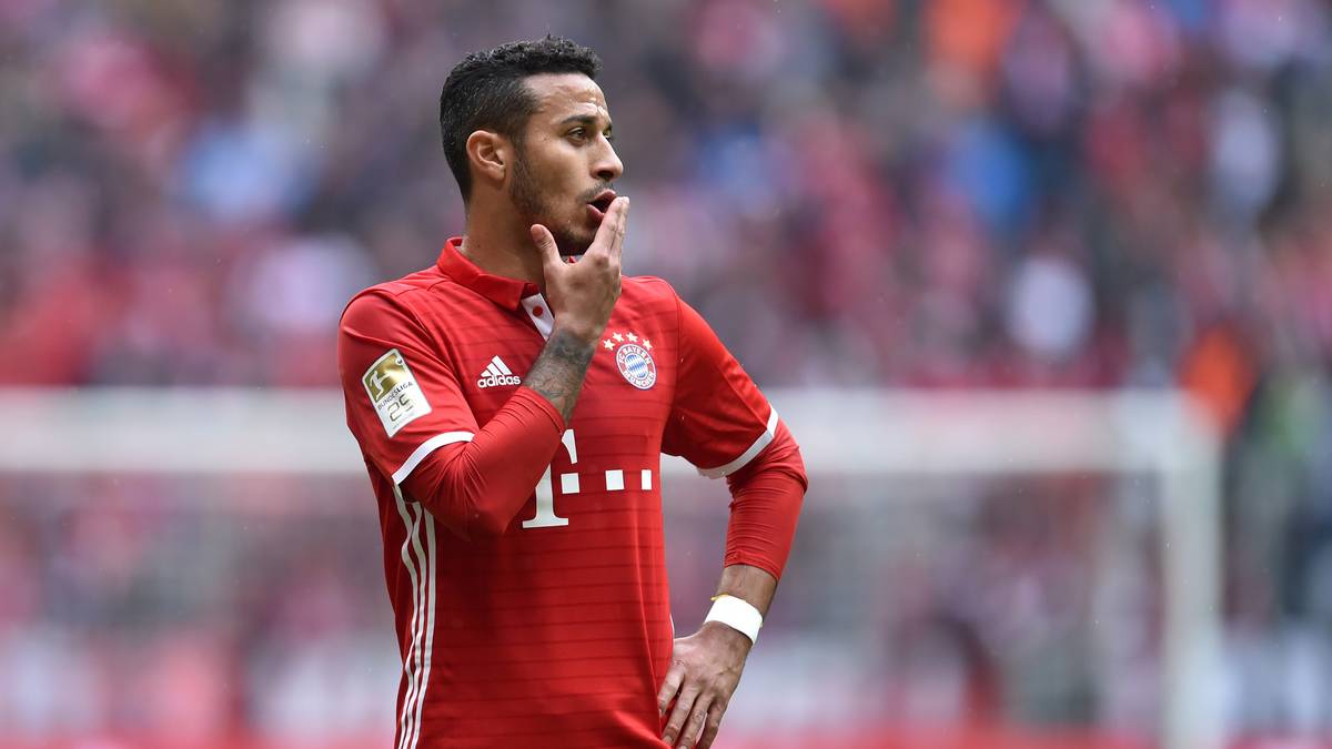 Am Freitag gelang dem FCB eine wichtige Weichenstellung: Der Vertrag des 26-Jährigen wurde vorzeitig von 2019 bis 2021 verlängert. Der Spanier soll langfristig das Bayern-Spiel prägen