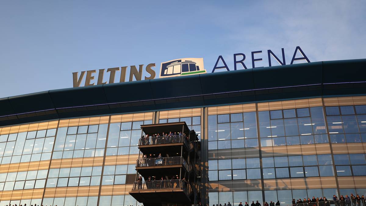 Auf Schalke steigt das Viertelfinal-Rückspiel zwischen dem FC Schalke 04 und Ajax Amsterdam. SPORT1 zeigt die Bilder von den Viertelfinal-Rückspielen