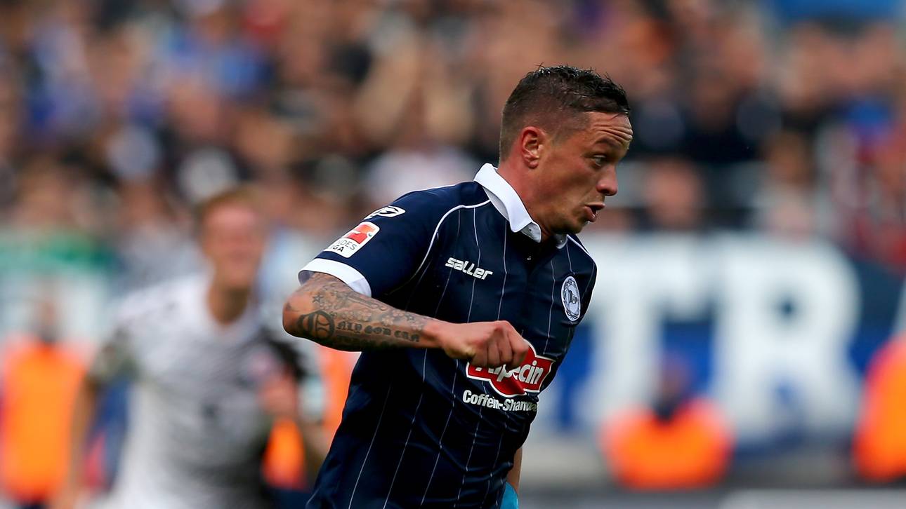 Arminia-Profi Müller kurz bewusstlos