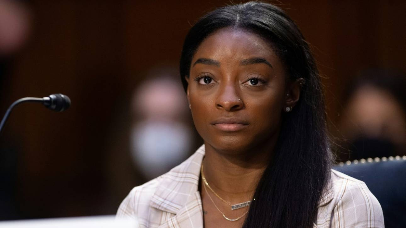 Biles & Co. reichen Milliardenklage ein