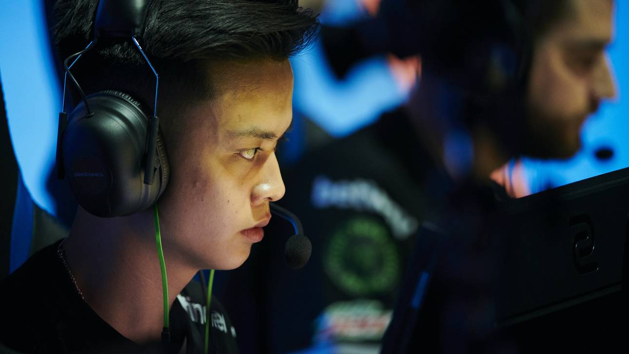 HSV schlägt Köln in der VBL