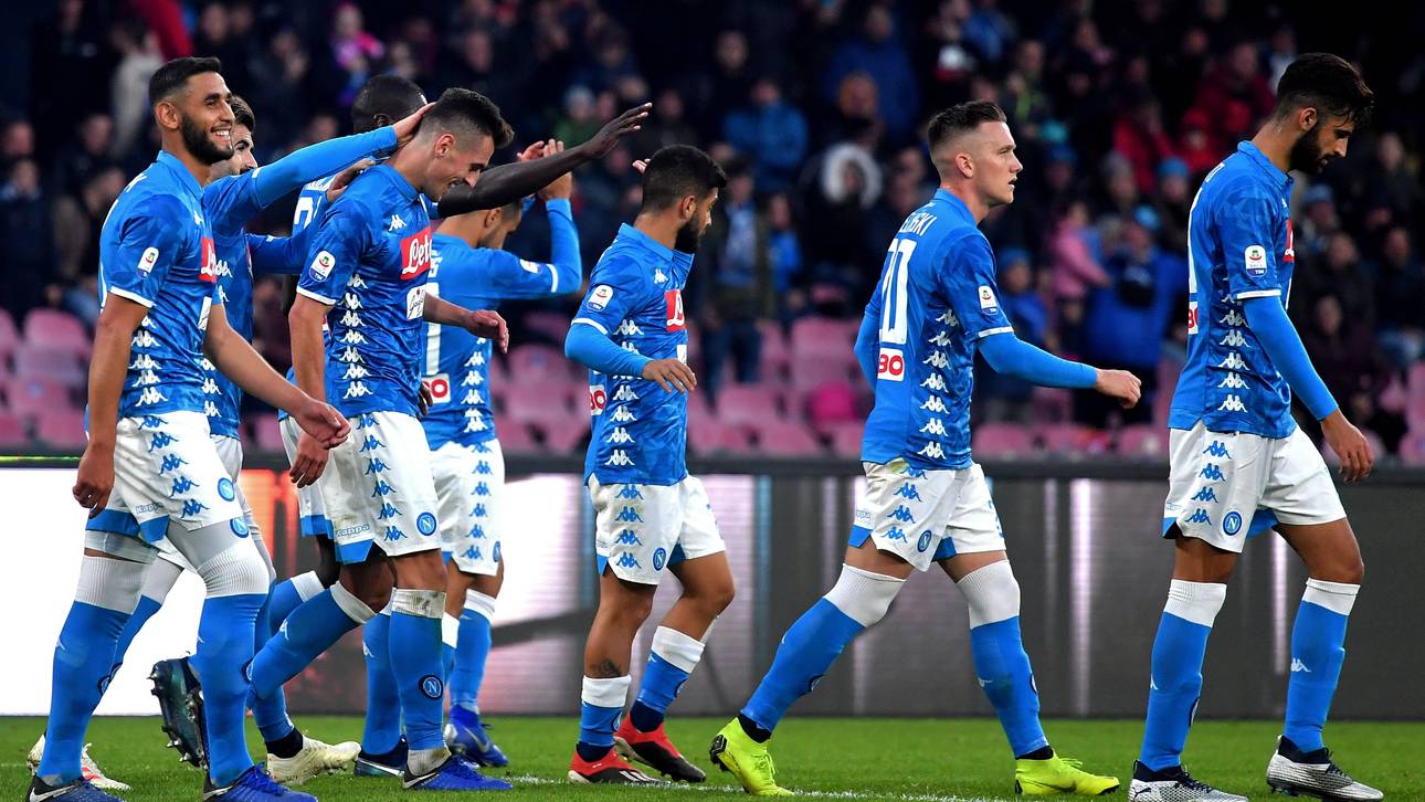 Younes-Debüt bei Neapels Sieg