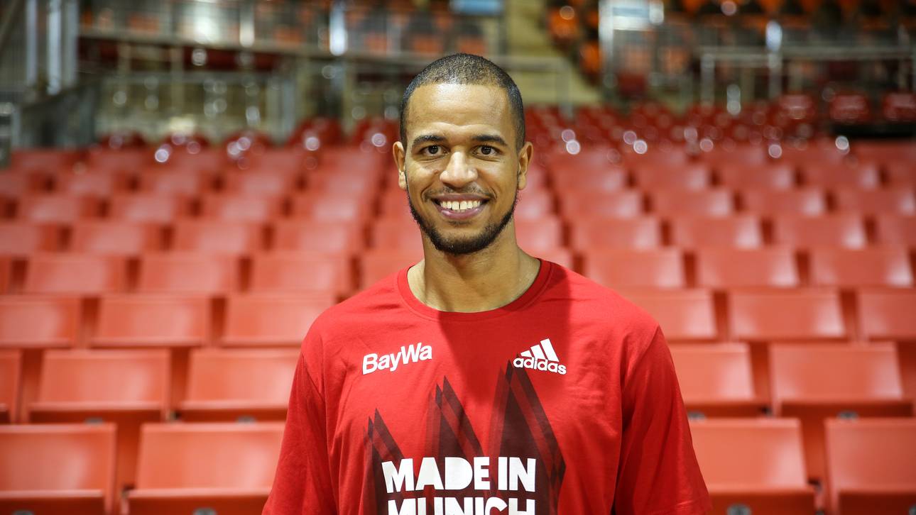 FC Bayern verpflichtet Alex King