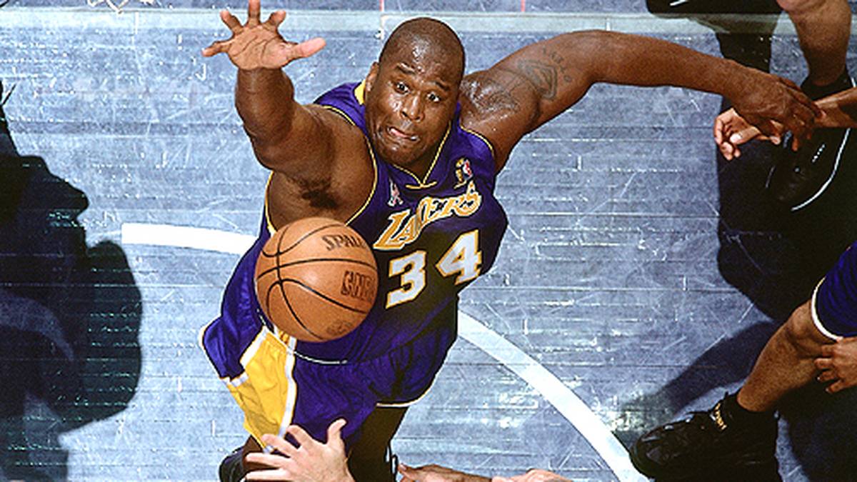 Ein Jahr später erwischt es Jason Kidd und die New Jersey Nets. Nachdem er Net Keith Van Horn nach eigener Aussage "terrorisiert", nennt er sich Osama Bin Shaq