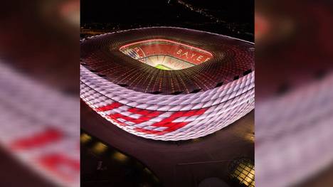 Der FC Bayern feiert am 27. Februar sein 125-jähriges Jubiläum. Aus diesem Grund wird auch die Allianz Arena in einem besonderen Look erstrahlen. 