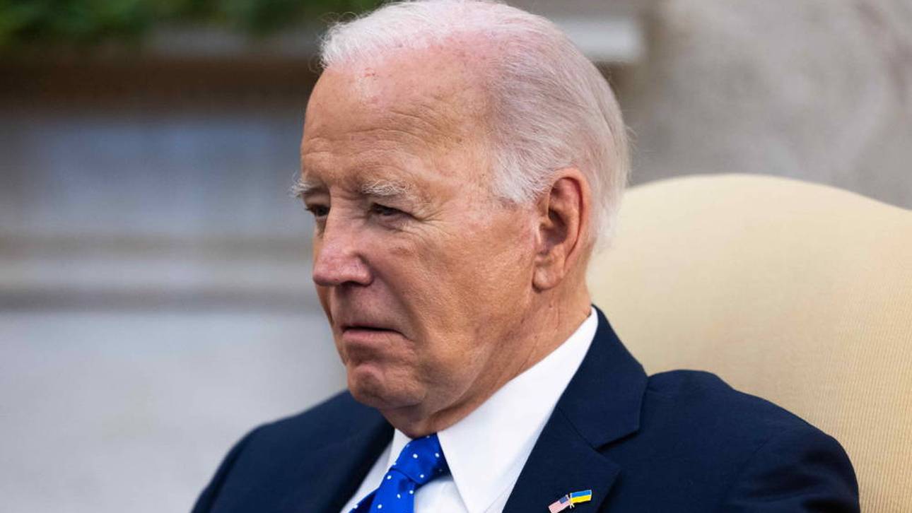 Biden parodiert Verschwörungstheorie