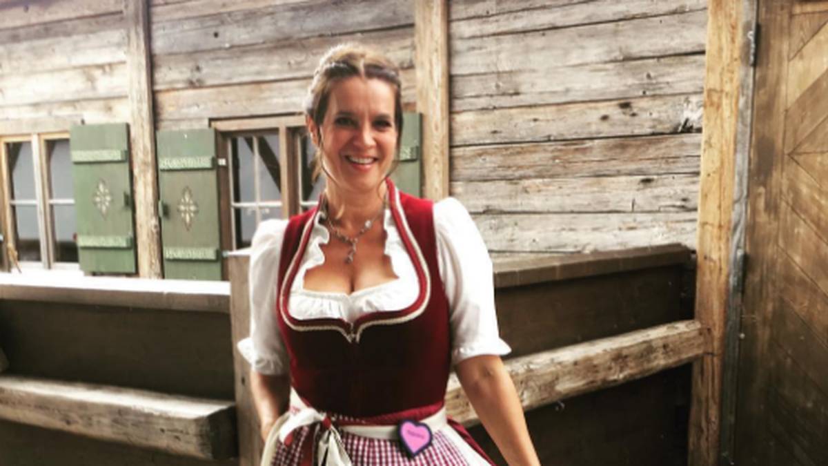 Ex-Eiskunstläuferin Katarina Witt besucht das Oktoberfest bereits am ersten Wochenende