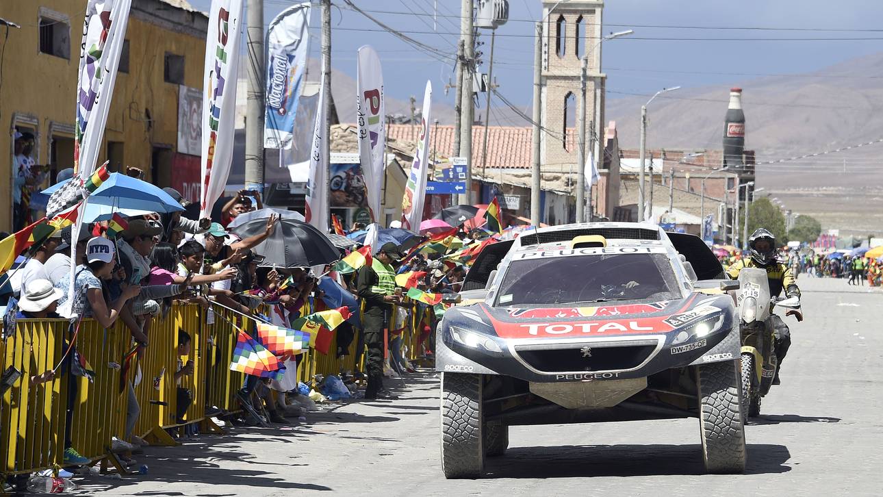 Peterhansel bestraft Loebs Fehler