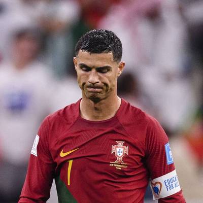 Verzockt Cristiano Ronaldo auf der Zielgerade seiner Karriere alle Sympathien? Auch in Portugal wird das Verhalten von CR7 bei der Weltmeisterschaft in Katar immer kritischer gesehen.