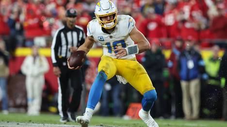 Chargers-Quarterback Justin Herbert hat sich verletzt