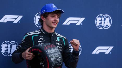 Kimi Antonelli hat den Grand Prix von Monaco souverän gewonnen, während Max Verstappen nach technischen Problemen bereits kurz nach dem Start vorzeitig ausschied.