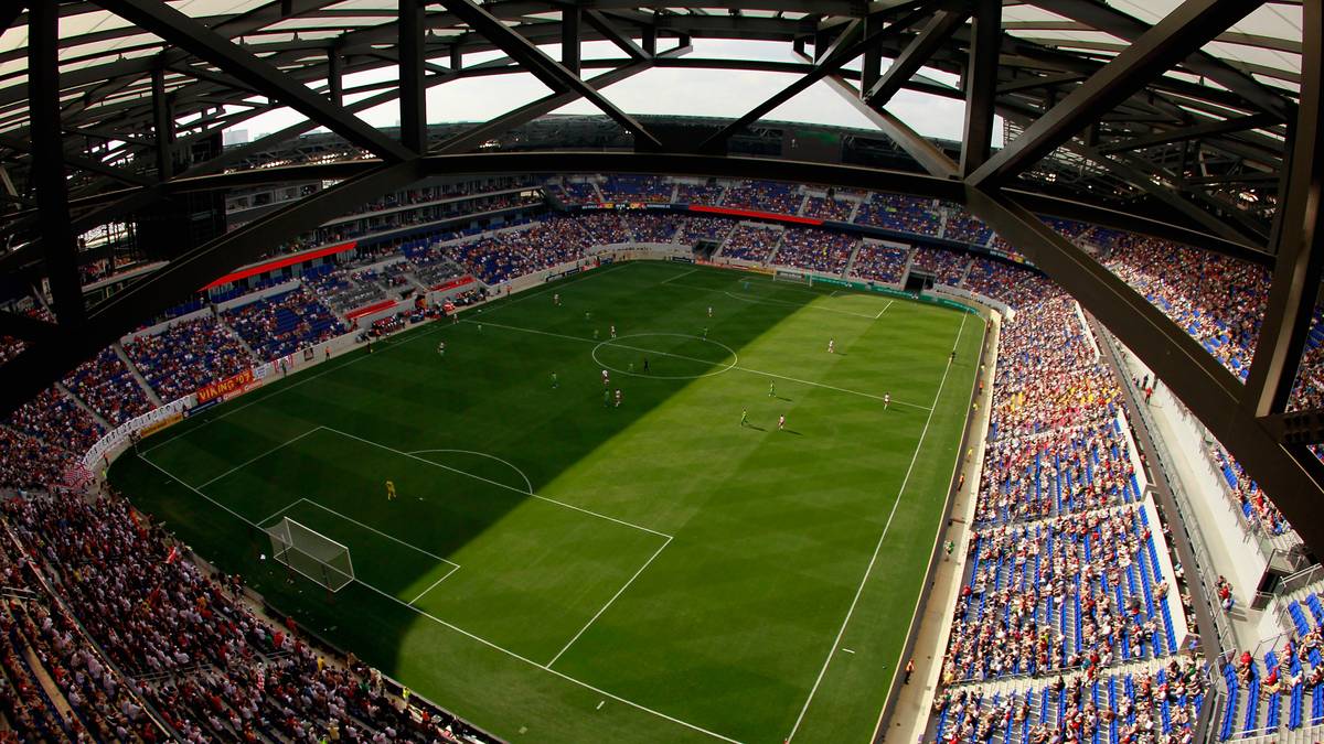 PLATZ 16: Major League Soccer (MLS), Sport: Fußball, Land: USA/Kanada,  Saison: 2015, Teams: 20, Spiele: 340, Zuschauer total:	7.335.053, Zuschauer im Schnitt: 21.574