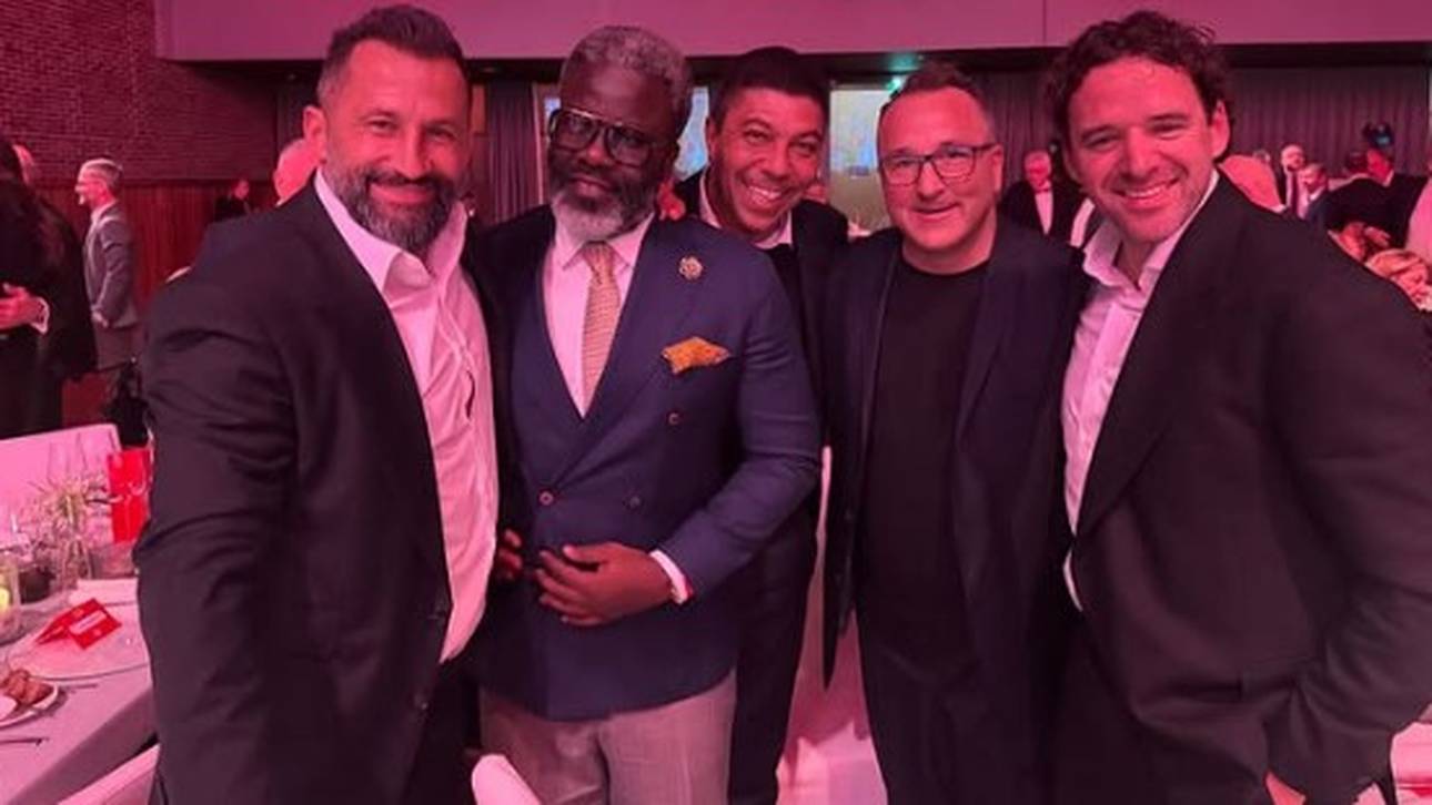 Hasan Salihamidzic, Sammy Kuffour, Giovane Elber, Jens Jeremies und Owen Hargreaves (v.l.n.r.)