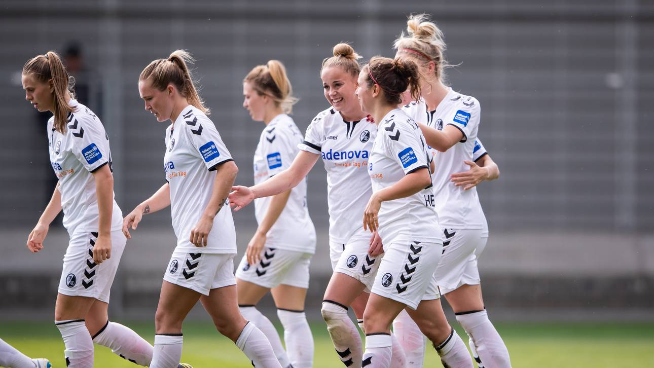 Freiburg verlängert mit Quartett