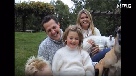 Vor 30 Jahren startete Michael Schumacher erstmals in der Formel 1. Es war der Startschuss einer einzigartigen Karriere. Schumacher zahlt bis heute zu den größten Formel-1-Legenden aller Zeiten.