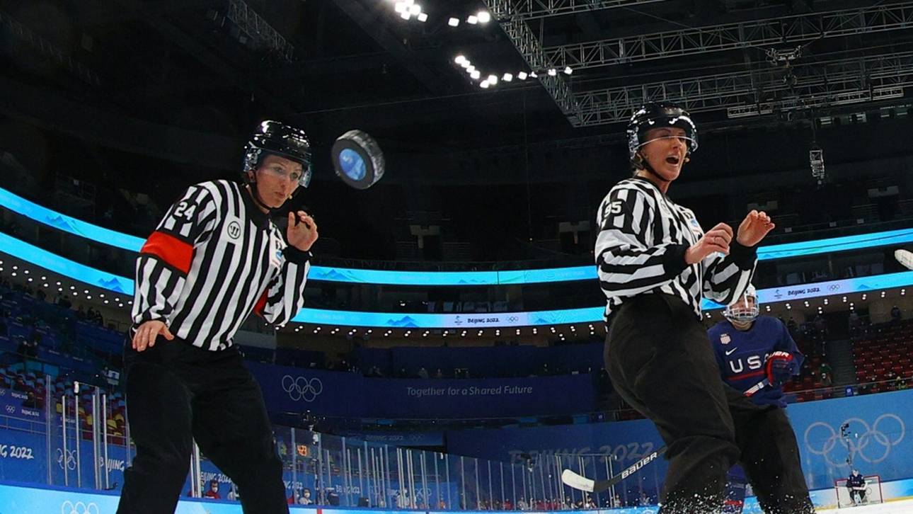 Erste Schiedsrichterin im schwedischen Spitzen-Eishockey