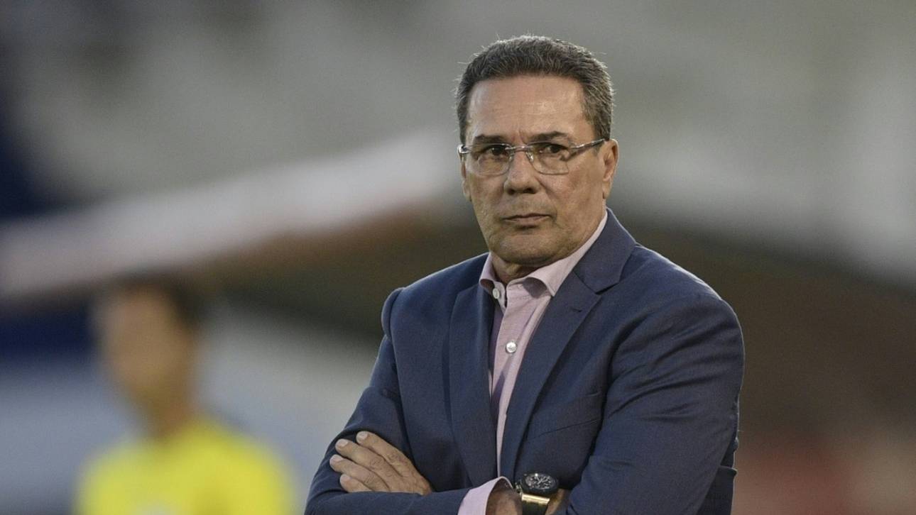 Wieder positiv: Sorge um Luxemburgo