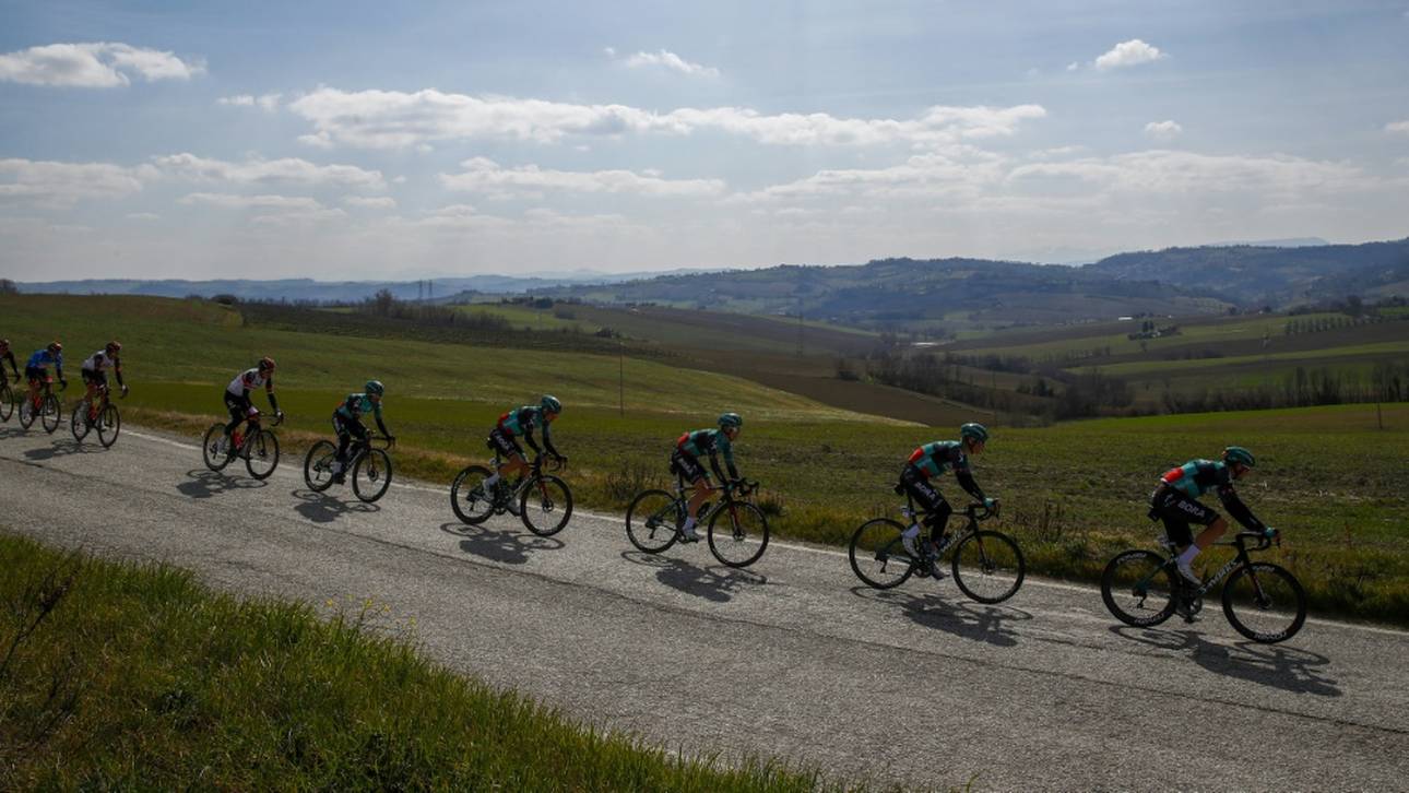 Roglic-Helfer nach schwerem Sturz stabil