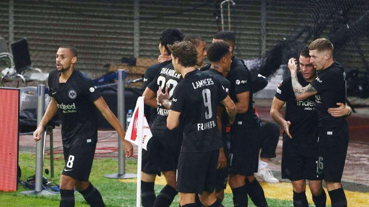 Dank Trapp und Hauge: Eintracht stürmt vorzeitig in die K.o.-Runde