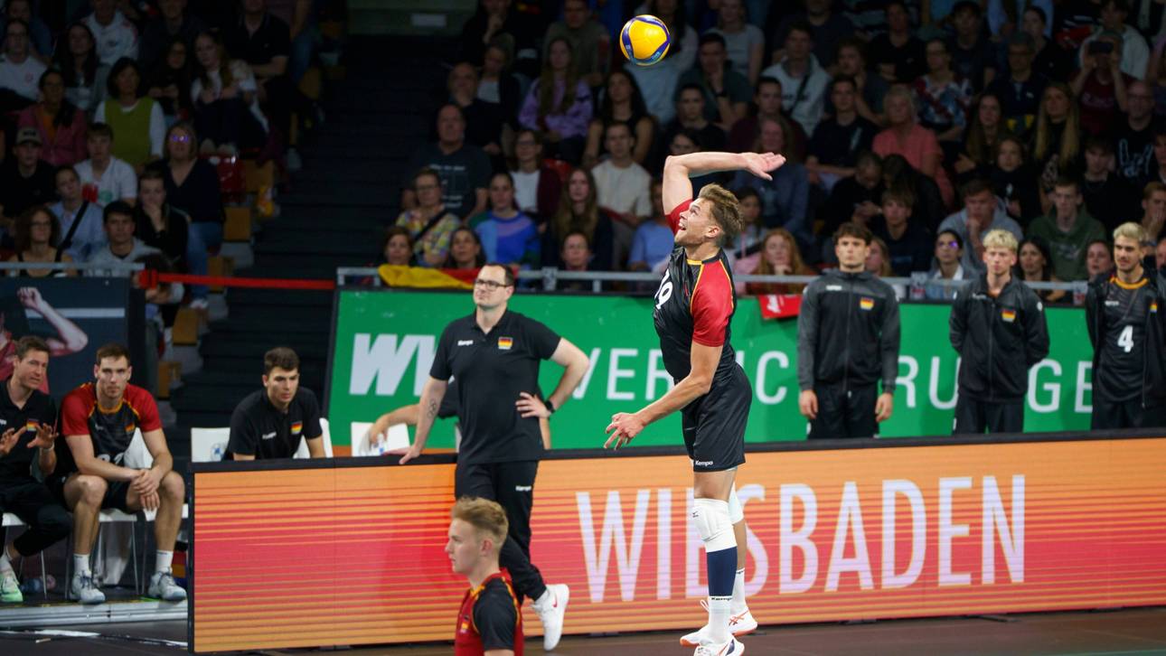 Glasboden als Neuland: DVV-Männer unterliegen Italien