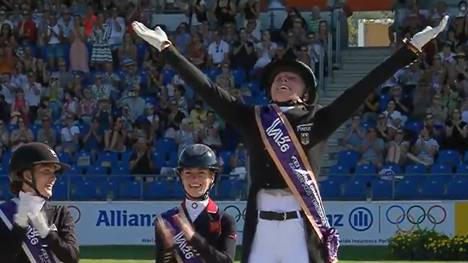 Katharina Hemmer sorgt für eine dicke Überraschung bei der Reit-WM. Beim Grand Prix Special lässt sie die Führende ordentlich zittern und belohnt sich mit Bronze.
