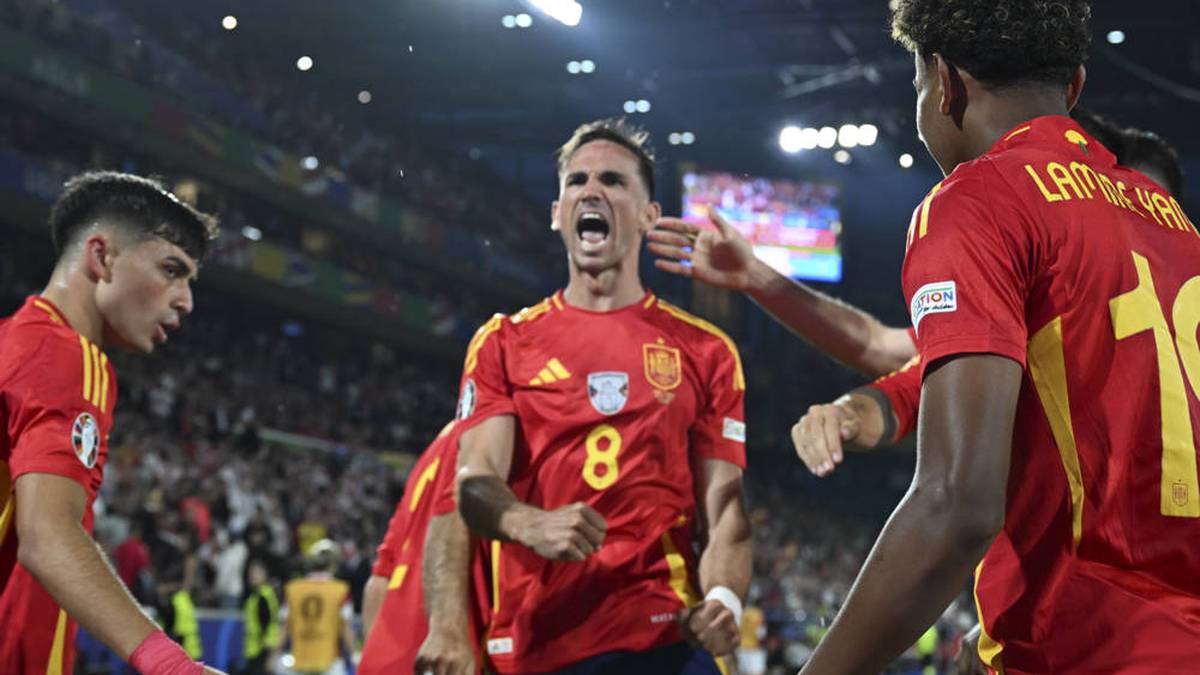 Spanien hat sich mit einem klaren Sieg für das EM-Viertelfinale gegen Deutschland qualifiziert