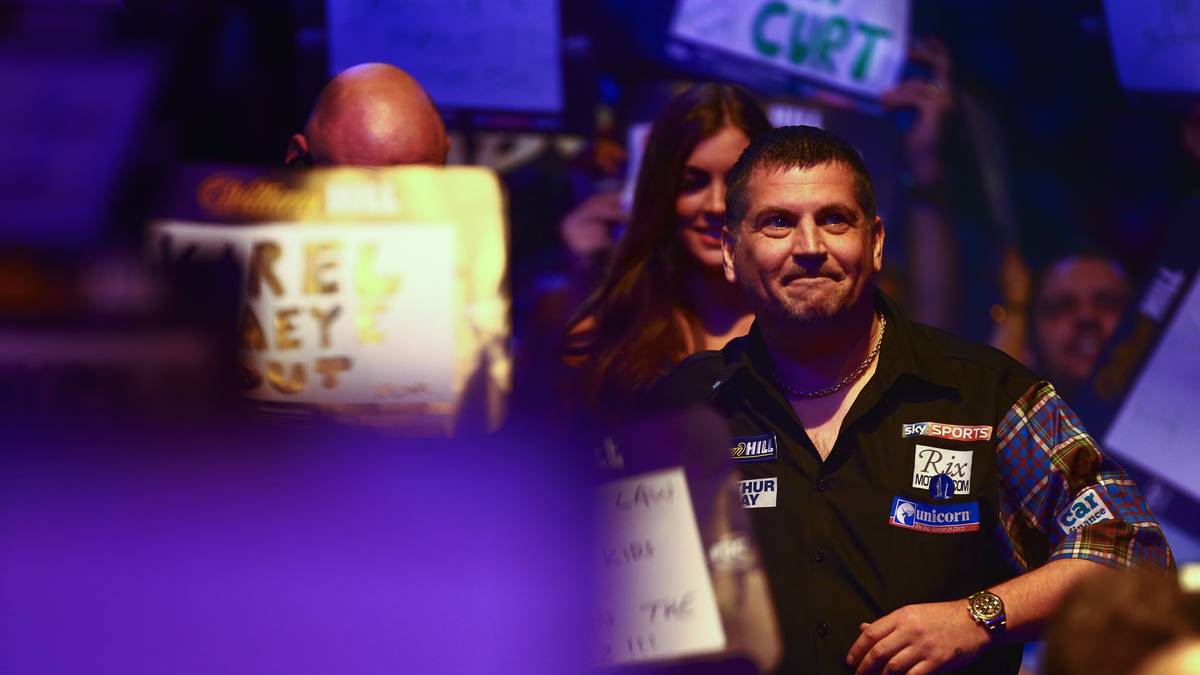 Ansonsten dominiert er hier:  "The Flying Scotsman" Gary Anderson vermöbelt den Kumpel von Michael van Gerwen deutlich mit 4:0