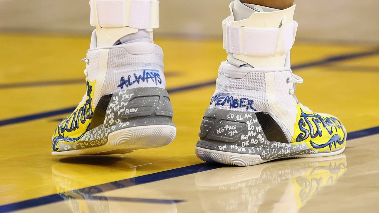 Currys Schuhe sorgen für Rekord
