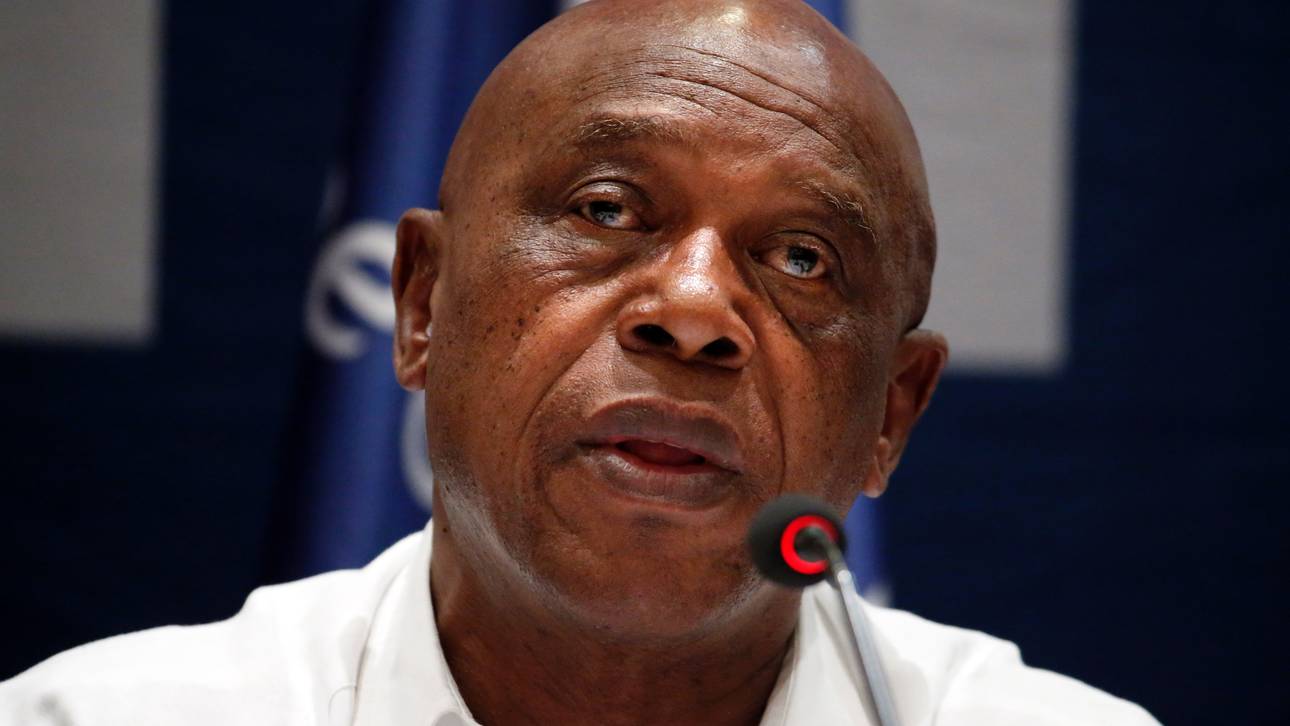 FIFA: Sexwale verteidigt Blatter