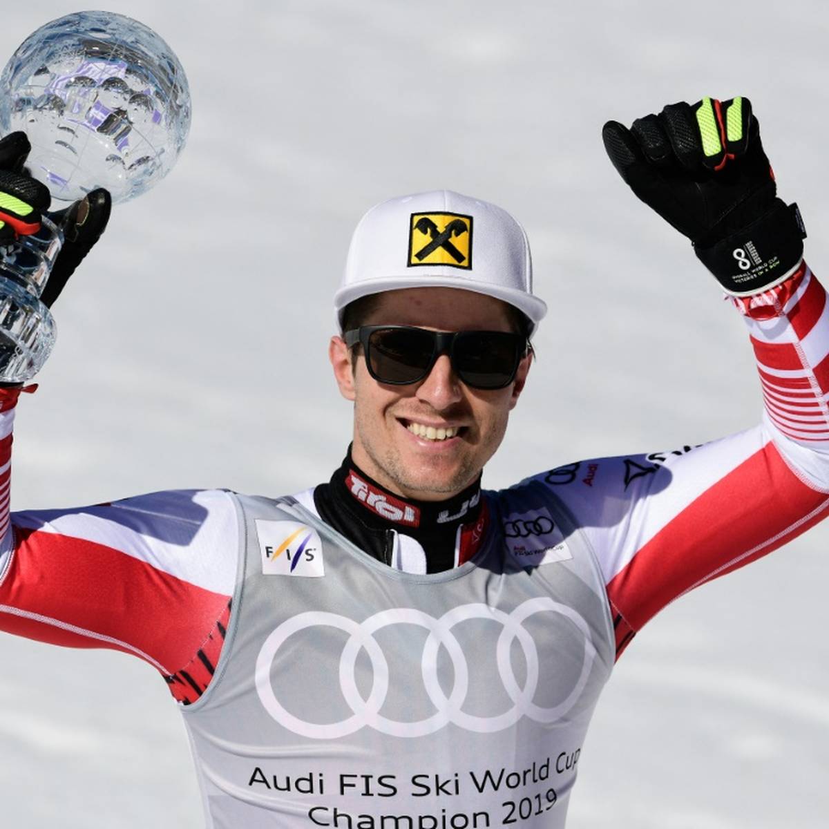 Österreichs Ski-Idol Marcel Hirscher hat ein spektakuläres Comeback gefeiert - auf der berühmt-berüchtigten Streif.