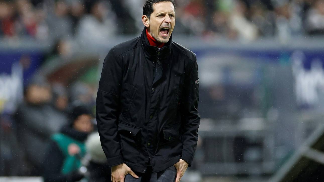 Toppmöller kritisiert eigenes Team