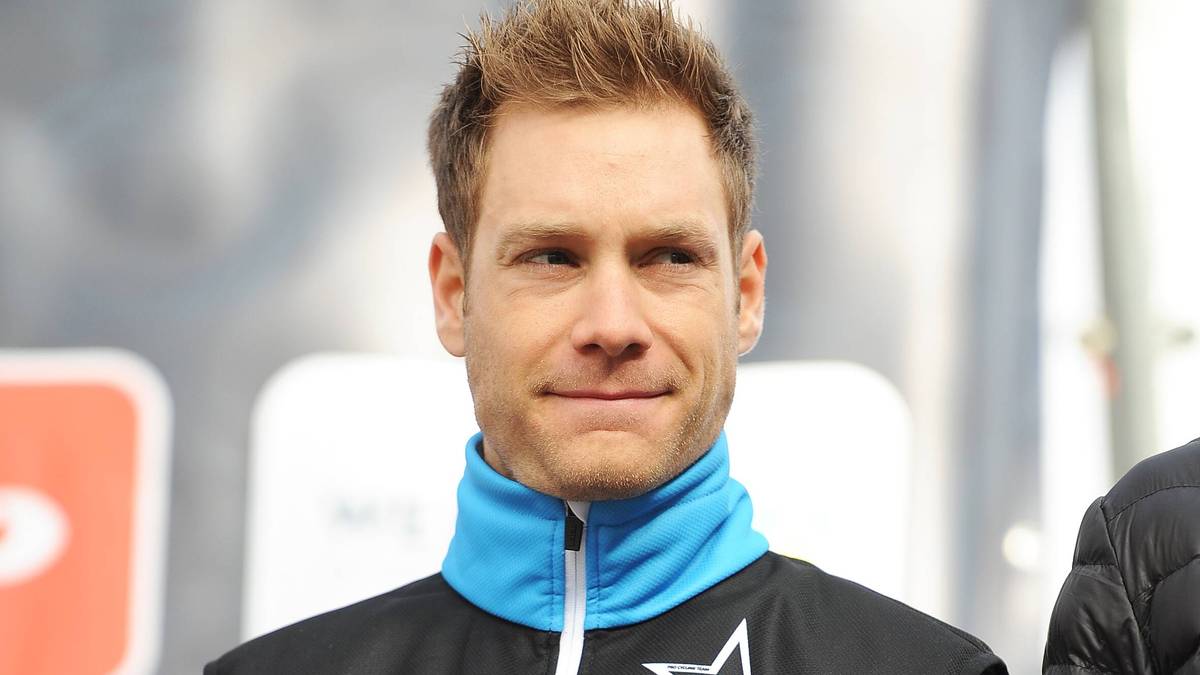 ANTOINE DEMOITIE. Belgien, gestorben am 27. März 2016: Der 25-Jährige wurde beim Frühjahrs-Klassiker Gent-Wevelgem nach einem Sturz von einem Motorrad erfasst 