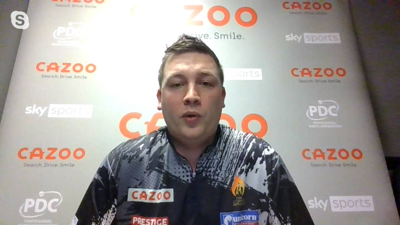 Madhouse: Chris Dobey spricht vor dem Premier League Spieltag in Newcastle
