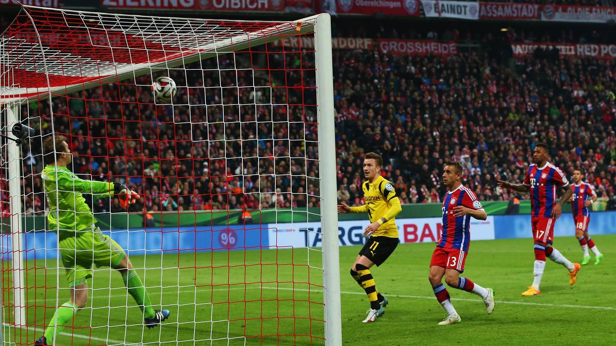 MANUEL NEUER: In der ersten Hälfte war der Bayern-Keeper nahezu beschäftigungslos, im zweiten Durchgang dann gefordert. Konnte Dortmunds Ausgleich durch Aubameyang nicht verhindern. Parierte aber stark, als Reus allein vor ihm auftauchte. Hielt den Elfmeter von Hummels, verschoss aber selbst vom Punkt - SPORT1-Note: 3