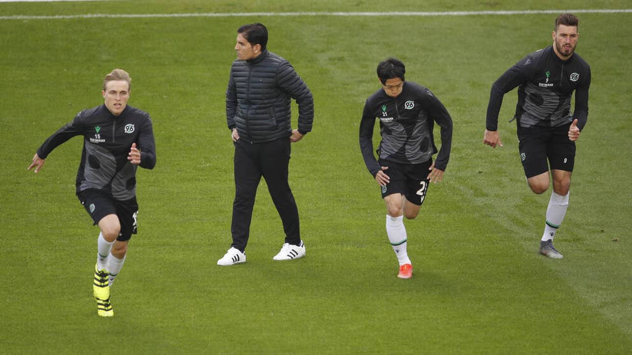 Kenan Kocak mit Timo Hübers