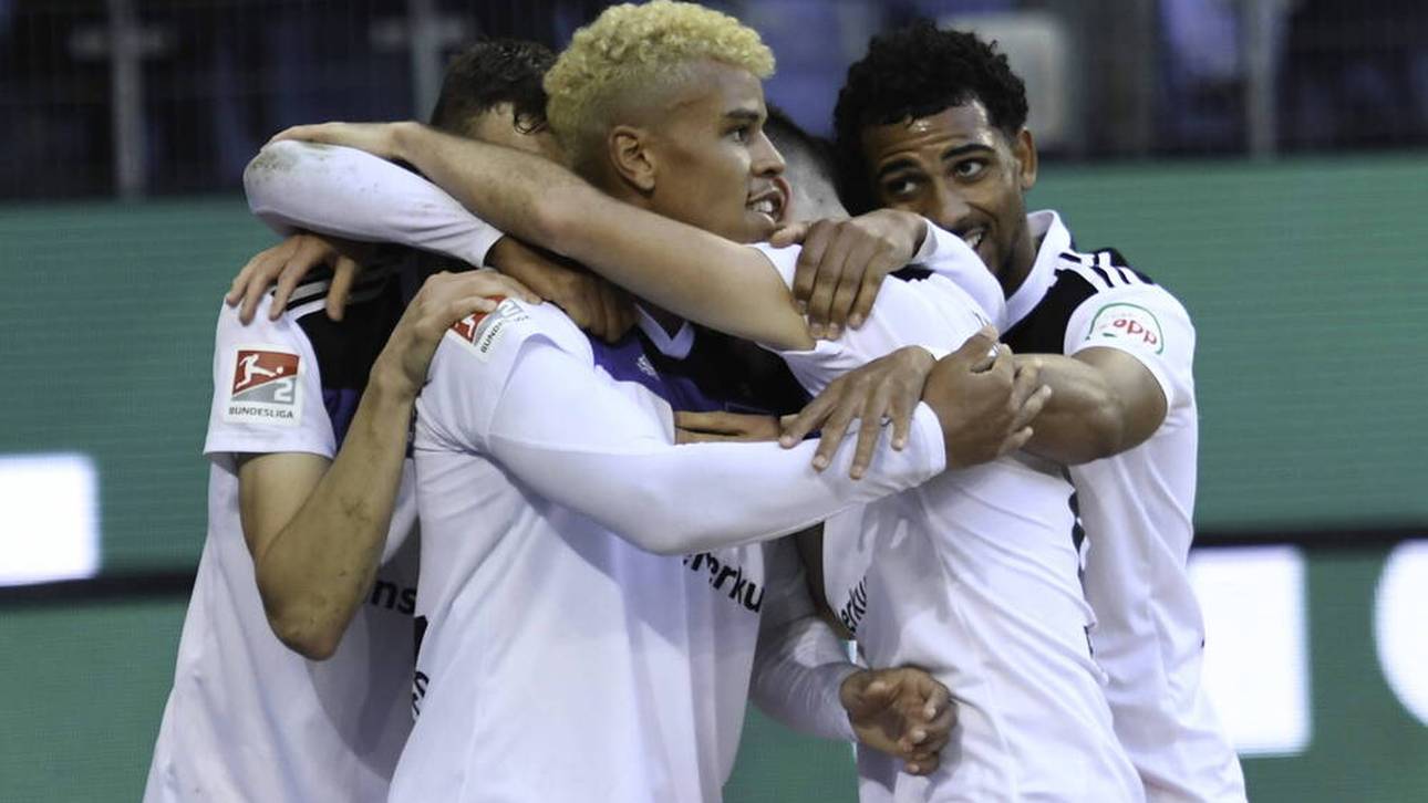 HSV beweist gegen Regensburg Moral