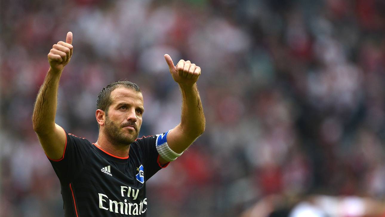 Knäbel: Van der Vaarts Zukunft offen