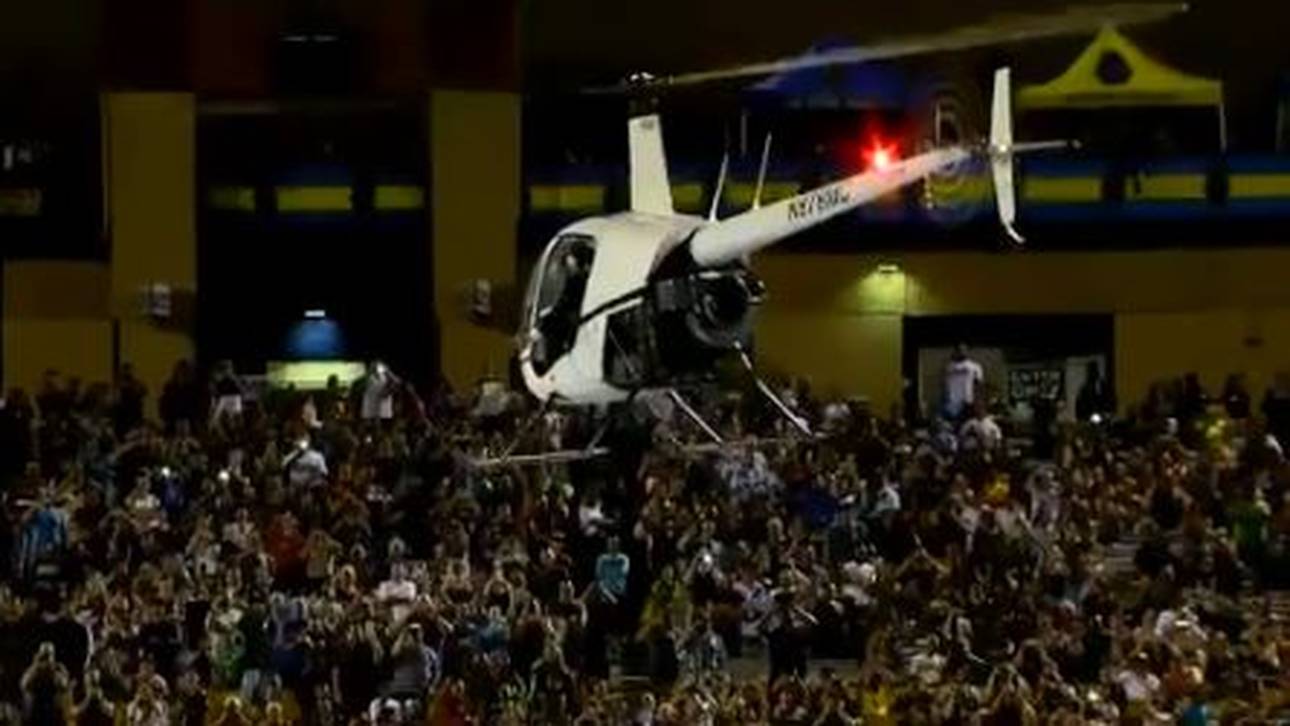 Im Heli: Klubboss lässt Geld regnen