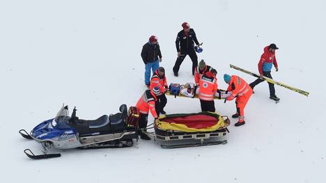 Gregor Schlierenzauer ist beim Skifliegen in Oberstdorf schwer gestürzt