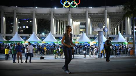 OLY-2016-RIO-OPENING-OUTSIDE