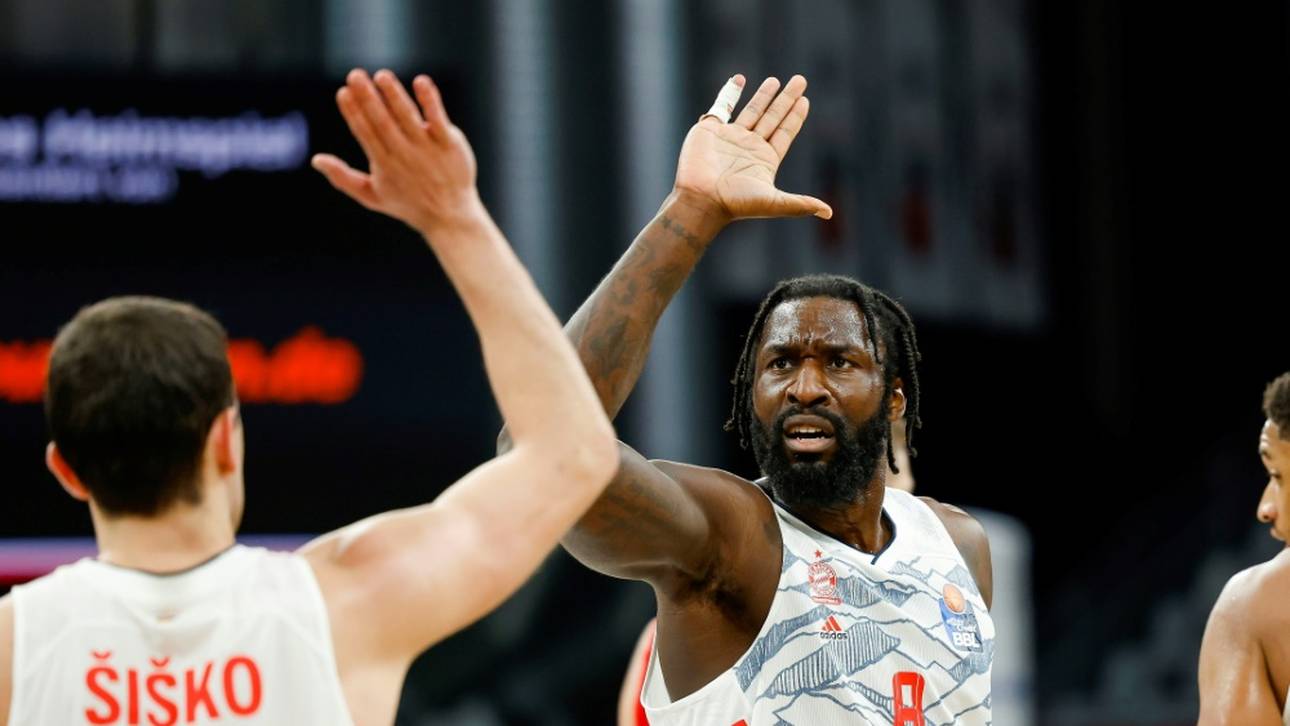 Bayern-Coach teilt gegen BBL aus