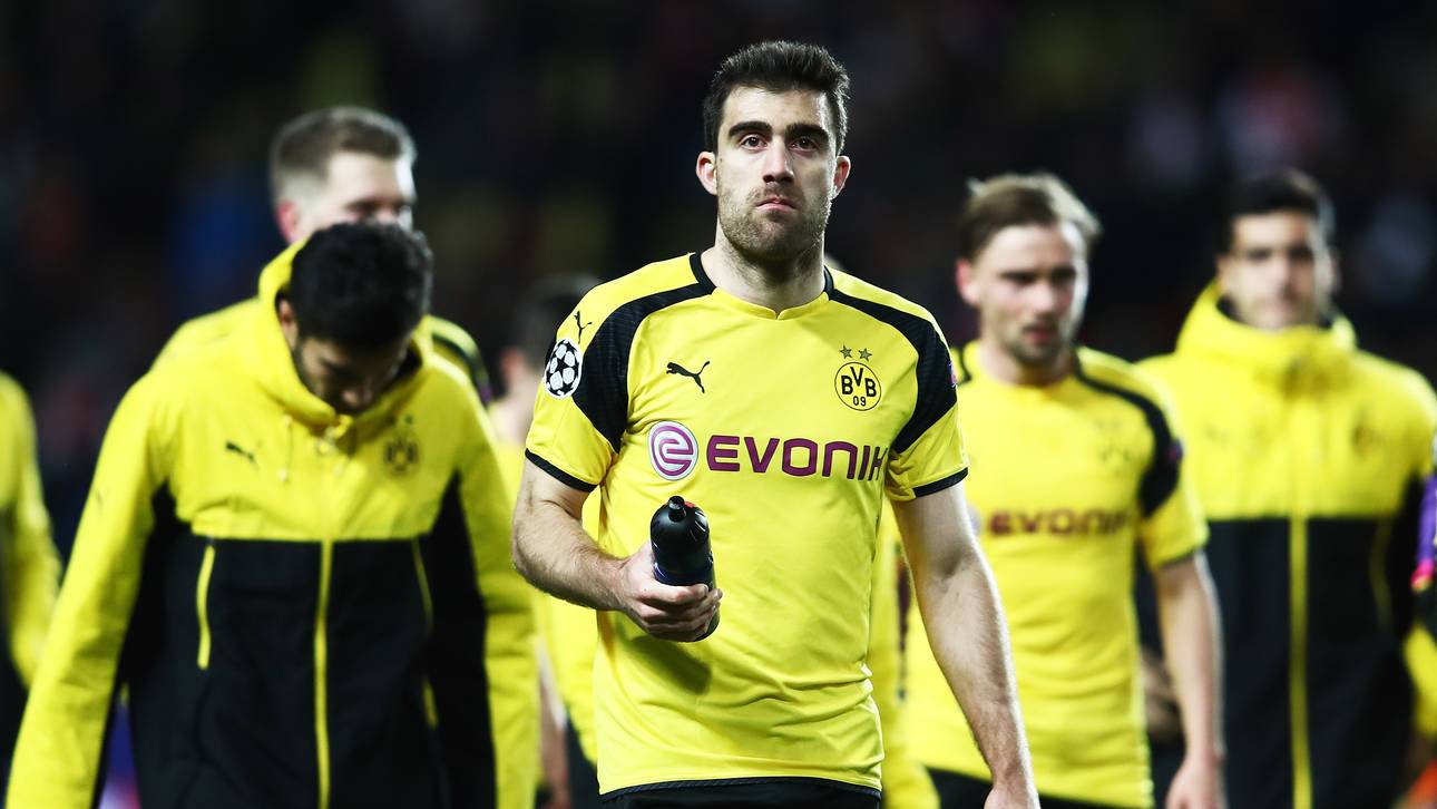 Dortmund muss um Sokratis bangen