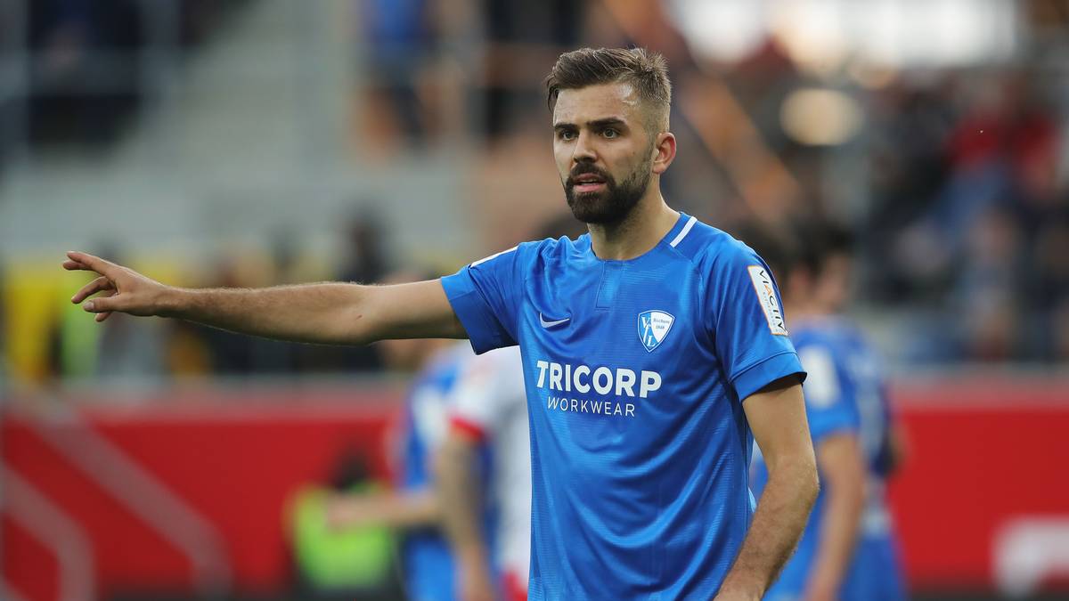 MÖGLICHE ZUGÄNGE - LUKAS HINTERSEER: Auf der Suche nach einem Nachfolger für Lasogga könnte der HSV beim Bochumer Angreifer landen. Das berichtet das "Hamburger Abendblatt". Der Torjäger wäre im Sommer ablösefrei zu haben 