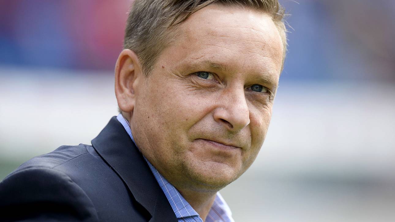 Heldt setzt 96-Trainer unter Druck