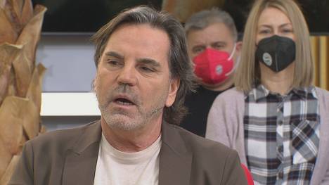 Niklas Süle wird den FC Bayern München im Sommer verlassen. Sein Berater Volker Struth erklärt im STAHLWERK Doppelpass, dass die Entscheidung des deutschen Nationalspielers schon früh feststand.