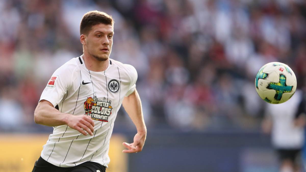 Halbfinal-Torschütze Jovic ist mit acht Treffern zweitbester Frankfurter in der Liga hinter Sebastien Haller (9), vor dem er aber aufgrund des schwachen Auftritts des Franzosen vergangene Woche beim 0:1 gegen Schalke sowie seiner Konterstärke den Vorzug erhalten dürfte. Dennoch im Normalfall Punkt für Bayern - 9:4