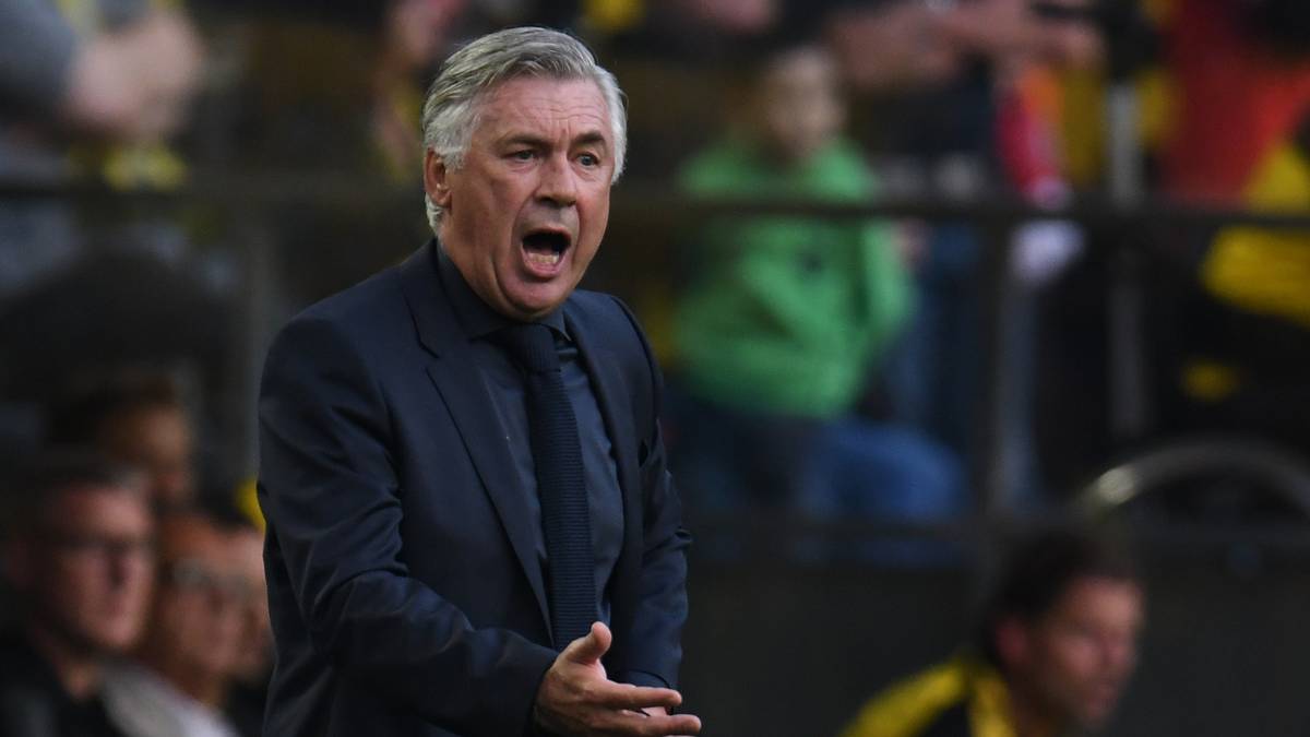 Nach dem Seitenwechsel gibt es Grund zum Ärger für Carlo Ancelotti. Der BVB kommt besser aus der Kabine, traut sich mehr zu
