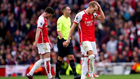 Der FC Arsenal verliert gegen Aston Villa und liegt nur noch auf Rang Zwei
