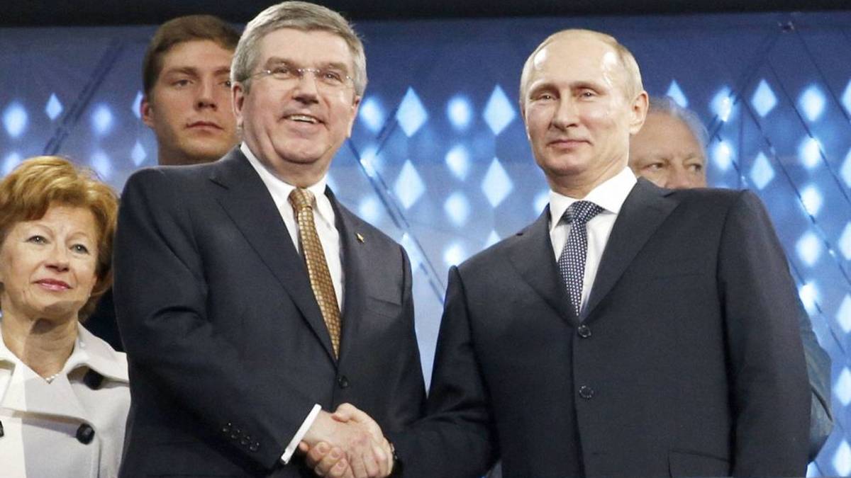 Wladimir Putin veranlasste am Tag der Abschlussfeier die Krim-Annexion