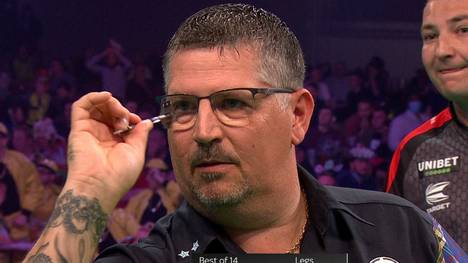 Nathan Aspinall kommt gegen den Premier-League-Tabellenletzten Gary Anderson nicht über ein Unentschieden hinaus. 